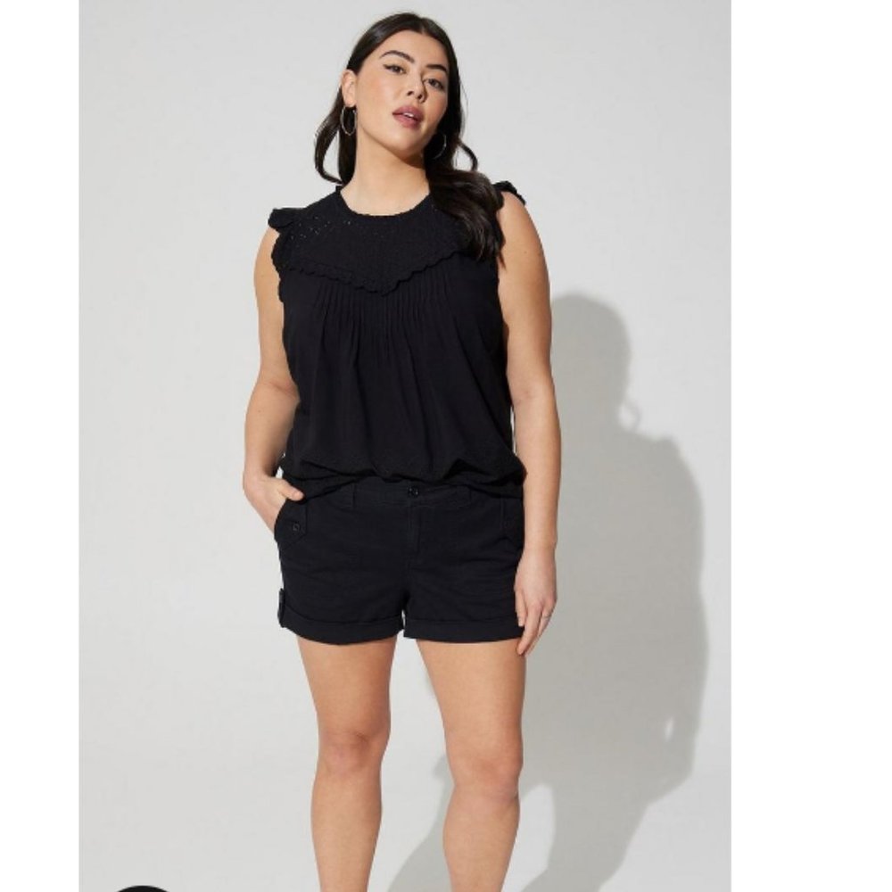 TORRID MILITARY STRETCH SHORTS (771)🦋